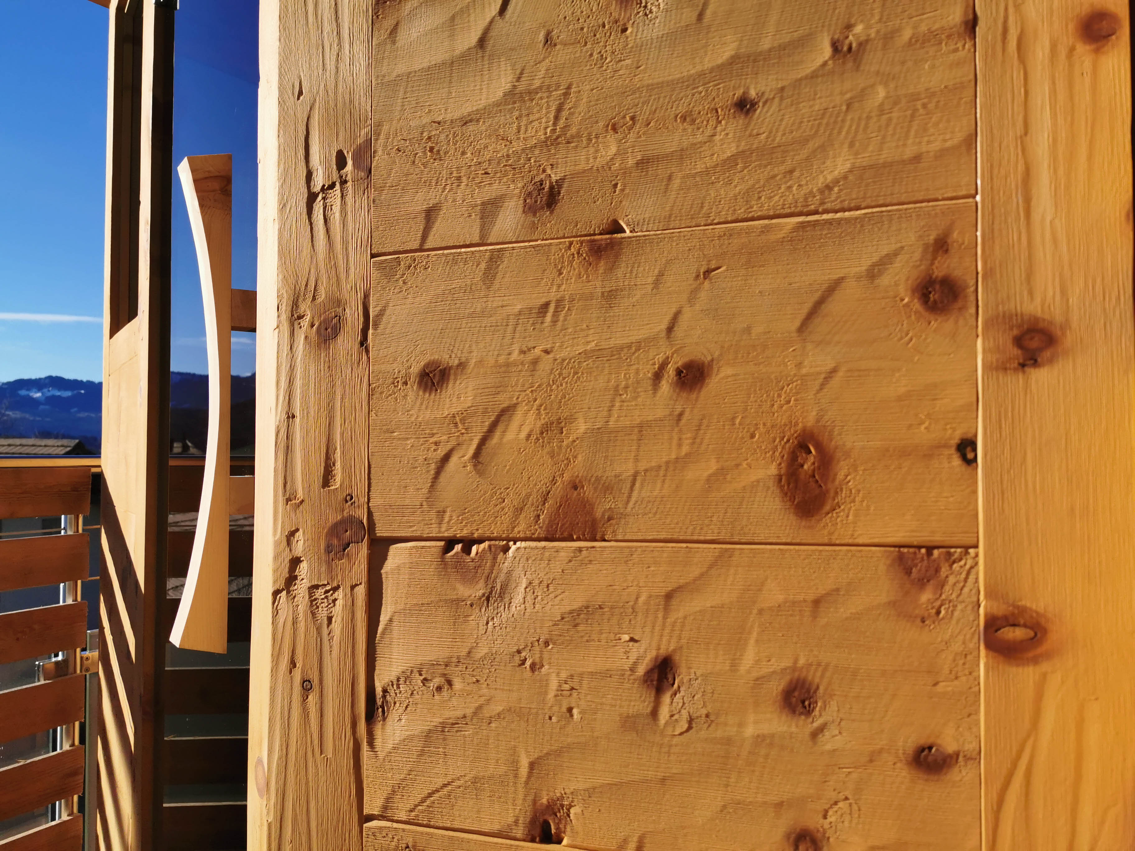 Sauna aus Schweizer Arve rustikal